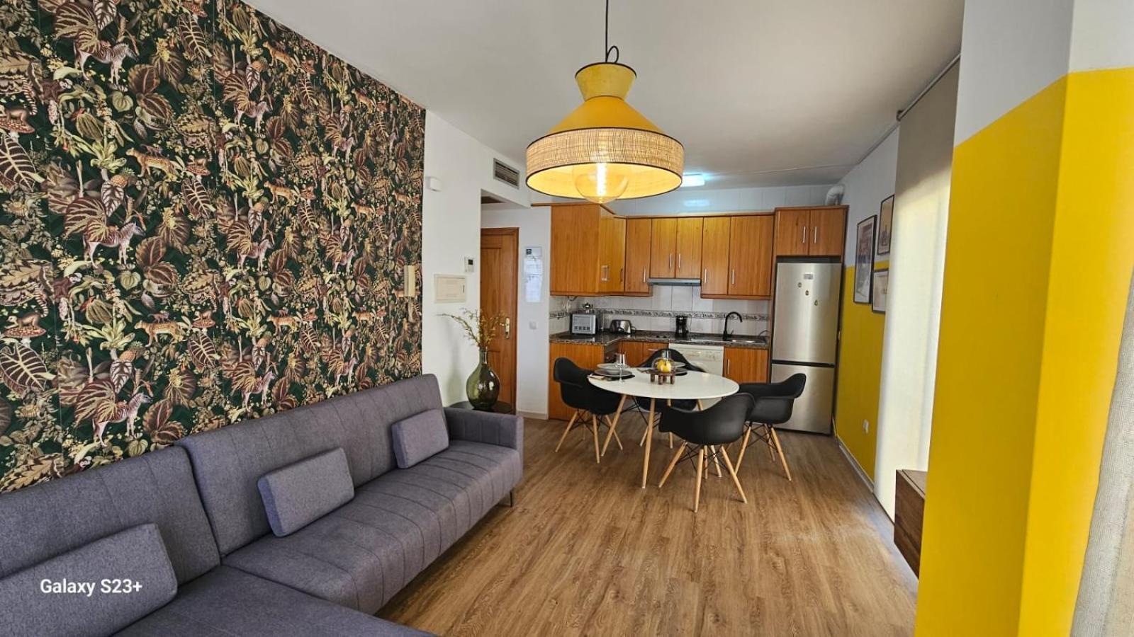 Apartamento Yellow Гаруча Екстериор снимка